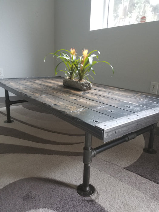 Cyber Sale Tortured Reclaimed Distressed Industrial Coffee Table with Pipe Legs for Mancave